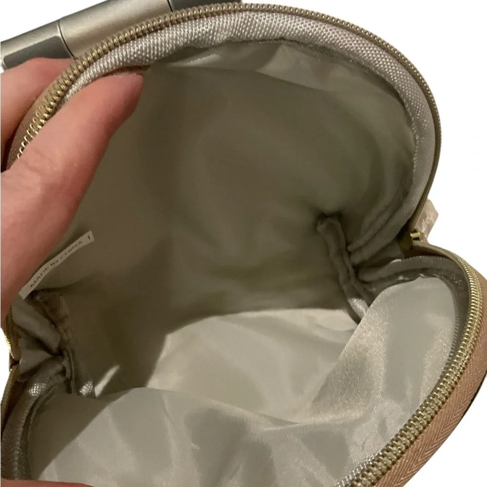 Kendall & Kylie Rose Good Cosmetic Pouch